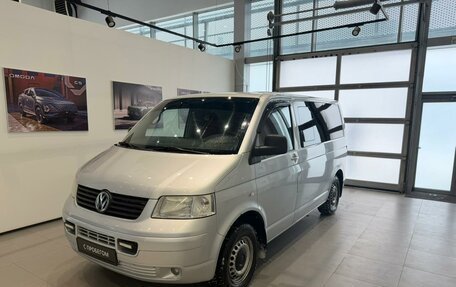 Volkswagen Caravelle T5, 2008 год, 1 370 005 рублей, 1 фотография