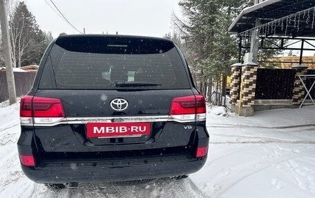 Toyota Land Cruiser 200, 2016 год, 10 000 000 рублей, 6 фотография