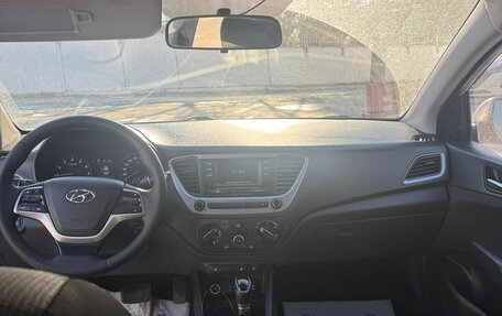 Hyundai Solaris II рестайлинг, 2019 год, 1 200 000 рублей, 6 фотография