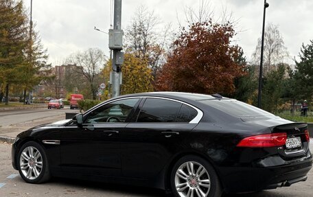 Jaguar XE I рестайлинг, 2015 год, 1 930 000 рублей, 4 фотография