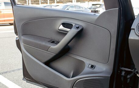 Volkswagen Polo VI (EU Market), 2015 год, 895 000 рублей, 8 фотография