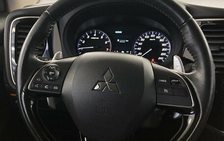 Mitsubishi Outlander III рестайлинг 3, 2019 год, 2 770 000 рублей, 4 фотография