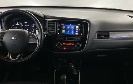 Mitsubishi Outlander III рестайлинг 3, 2019 год, 2 770 000 рублей, 3 фотография