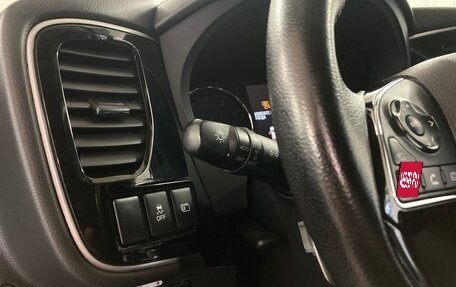 Mitsubishi Outlander III рестайлинг 3, 2019 год, 2 770 000 рублей, 5 фотография