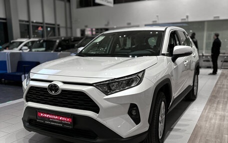 Toyota RAV4, 2024 год, 4 100 000 рублей, 1 фотография