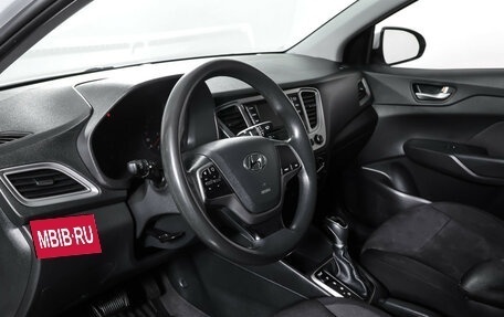 Hyundai Solaris II рестайлинг, 2019 год, 1 599 000 рублей, 15 фотография