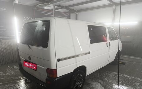 Volkswagen Transporter T4, 1999 год, 810 000 рублей, 2 фотография