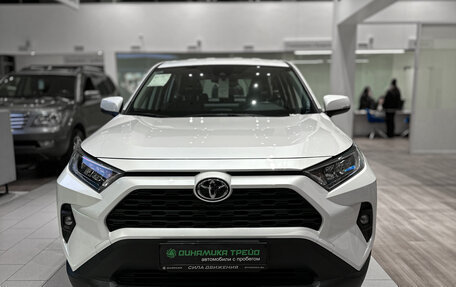 Toyota RAV4, 2024 год, 4 100 000 рублей, 2 фотография