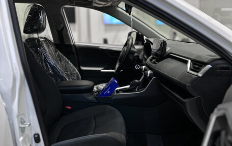 Toyota RAV4, 2024 год, 4 100 000 рублей, 10 фотография