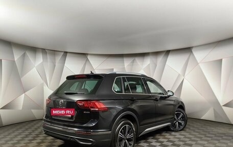 Volkswagen Tiguan II, 2021 год, 3 040 000 рублей, 2 фотография