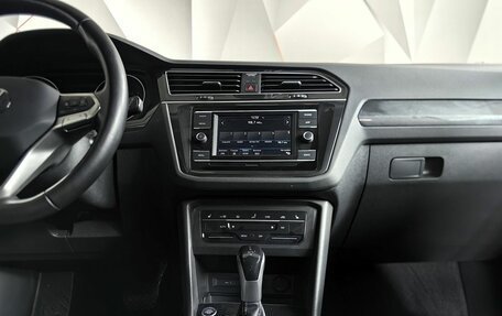 Volkswagen Tiguan II, 2021 год, 3 040 000 рублей, 13 фотография