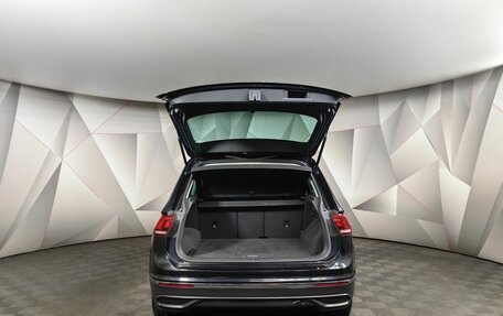 Volkswagen Tiguan II, 2021 год, 3 040 000 рублей, 10 фотография