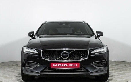Volvo V60 Cross Country II, 2021 год, 3 749 989 рублей, 2 фотография