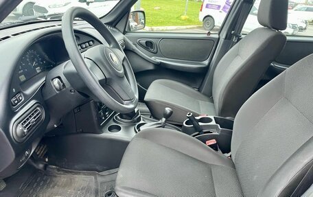 Chevrolet Niva I рестайлинг, 2019 год, 699 000 рублей, 9 фотография