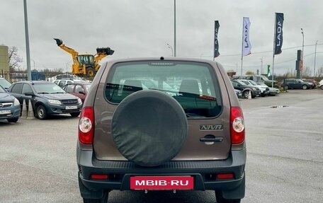 Chevrolet Niva I рестайлинг, 2019 год, 699 000 рублей, 6 фотография