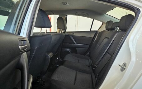 Mazda 3, 2013 год, 1 090 000 рублей, 15 фотография