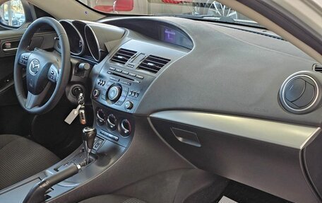 Mazda 3, 2013 год, 1 090 000 рублей, 18 фотография