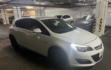 Opel Astra J, 2014 год, 990 000 рублей, 5 фотография