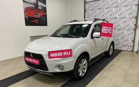 Mitsubishi Outlander III рестайлинг 3, 2011 год, 896 000 рублей, 1 фотография