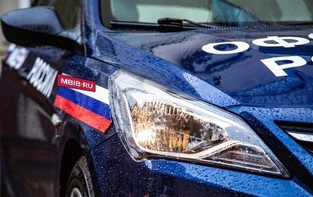 Hyundai Solaris II рестайлинг, 2015 год, 700 000 рублей, 2 фотография