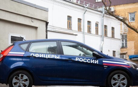 Hyundai Solaris II рестайлинг, 2015 год, 700 000 рублей, 7 фотография