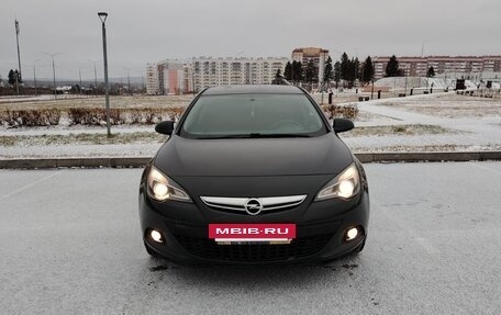 Opel Astra J, 2013 год, 1 050 000 рублей, 6 фотография