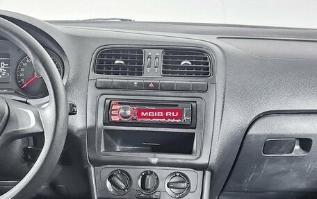 Volkswagen Polo VI (EU Market), 2015 год, 939 000 рублей, 15 фотография