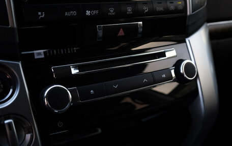 Toyota Land Cruiser 200, 2013 год, 4 499 000 рублей, 19 фотография