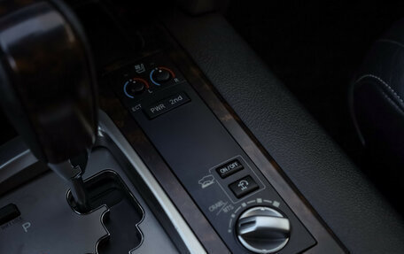 Toyota Land Cruiser 200, 2013 год, 4 499 000 рублей, 21 фотография