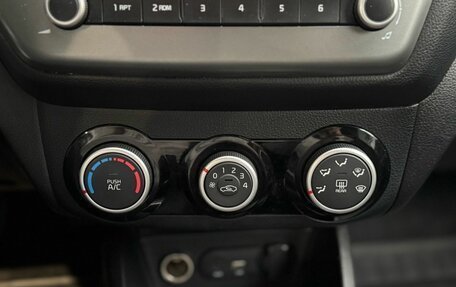 KIA Rio III рестайлинг, 2016 год, 855 000 рублей, 19 фотография