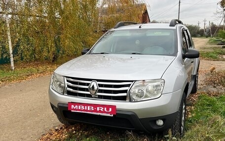Renault Duster I рестайлинг, 2013 год, 920 000 рублей, 2 фотография