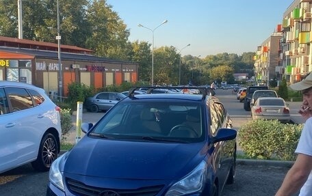 Hyundai Solaris II рестайлинг, 2015 год, 690 000 рублей, 5 фотография