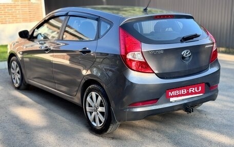 Hyundai Solaris II рестайлинг, 2015 год, 925 000 рублей, 5 фотография