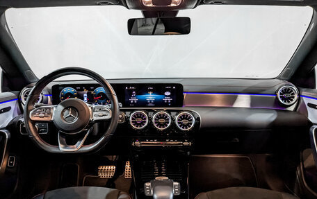 Mercedes-Benz CLA, 2021 год, 3 950 000 рублей, 14 фотография