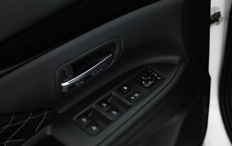 Mitsubishi Outlander III рестайлинг 3, 2021 год, 1 899 000 рублей, 12 фотография