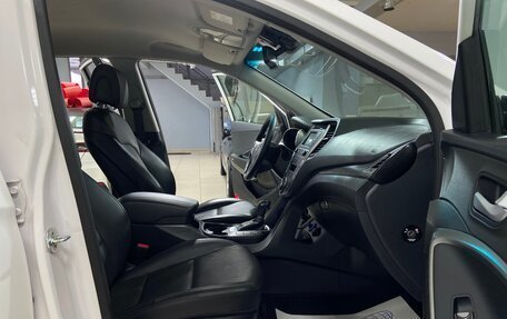 Hyundai Santa Fe III рестайлинг, 2017 год, 1 750 000 рублей, 20 фотография