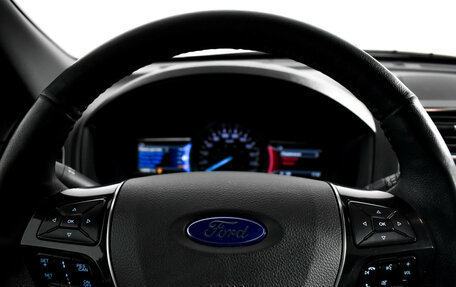 Ford Explorer VI, 2018 год, 3 000 000 рублей, 20 фотография