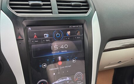 Ford Explorer VI, 2011 год, 1 599 000 рублей, 30 фотография