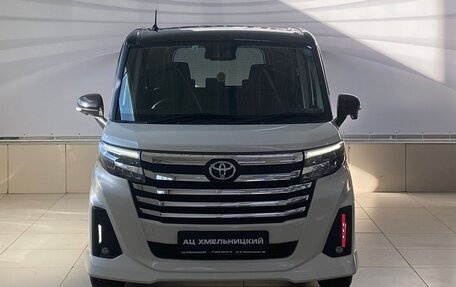 Toyota Roomy I, 2022 год, 899 000 рублей, 2 фотография