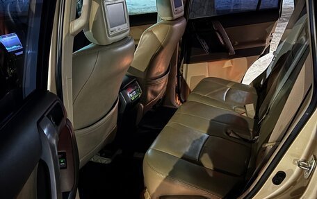 Toyota Land Cruiser Prado 150 рестайлинг 2, 2010 год, 3 500 000 рублей, 13 фотография