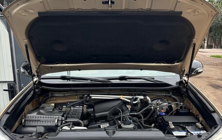 Toyota Land Cruiser Prado 150 рестайлинг 2, 2010 год, 3 500 000 рублей, 24 фотография