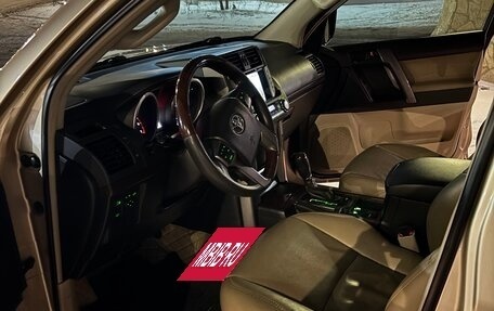 Toyota Land Cruiser Prado 150 рестайлинг 2, 2010 год, 3 500 000 рублей, 14 фотография