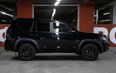 Toyota Land Cruiser Prado 150 рестайлинг 2, 2021 год, 6 149 000 рублей, 4 фотография