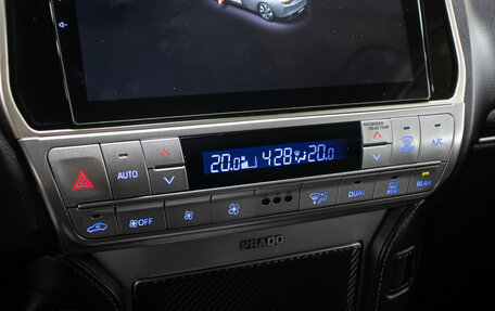 Toyota Land Cruiser Prado 150 рестайлинг 2, 2021 год, 6 149 000 рублей, 19 фотография