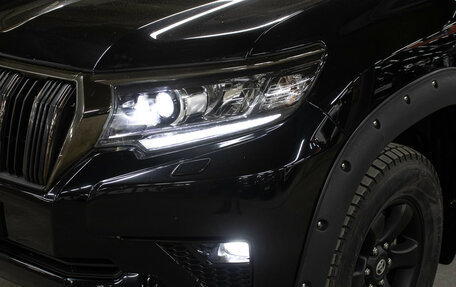 Toyota Land Cruiser Prado 150 рестайлинг 2, 2021 год, 6 149 000 рублей, 26 фотография