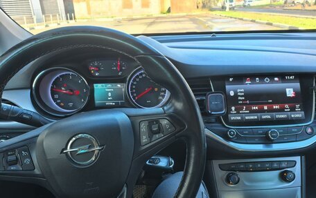 Opel Astra K, 2016 год, 990 000 рублей, 3 фотография