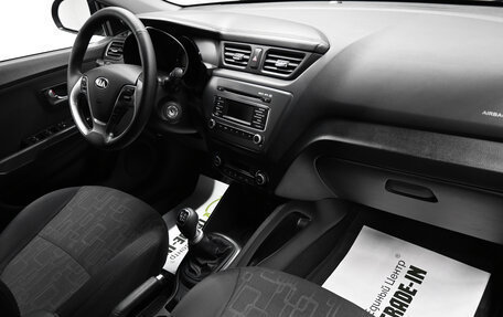 KIA Rio III рестайлинг, 2015 год, 1 075 000 рублей, 13 фотография