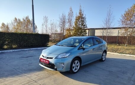 Toyota Prius, 2013 год, 1 050 000 рублей, 1 фотография
