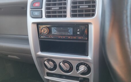 Nissan Cube II, 2001 год, 265 000 рублей, 4 фотография