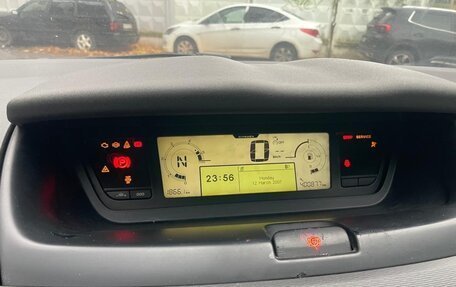 Citroen C4 Picasso II рестайлинг, 2010 год, 290 000 рублей, 11 фотография